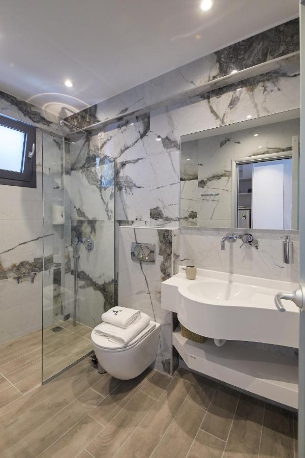 Albatros Luxury Suites Vrasná Eksteriør billede